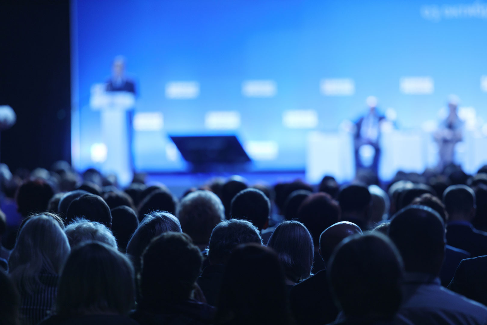 Trends 2024: Belangrijke Criteria voor Evenementenorganisatoren