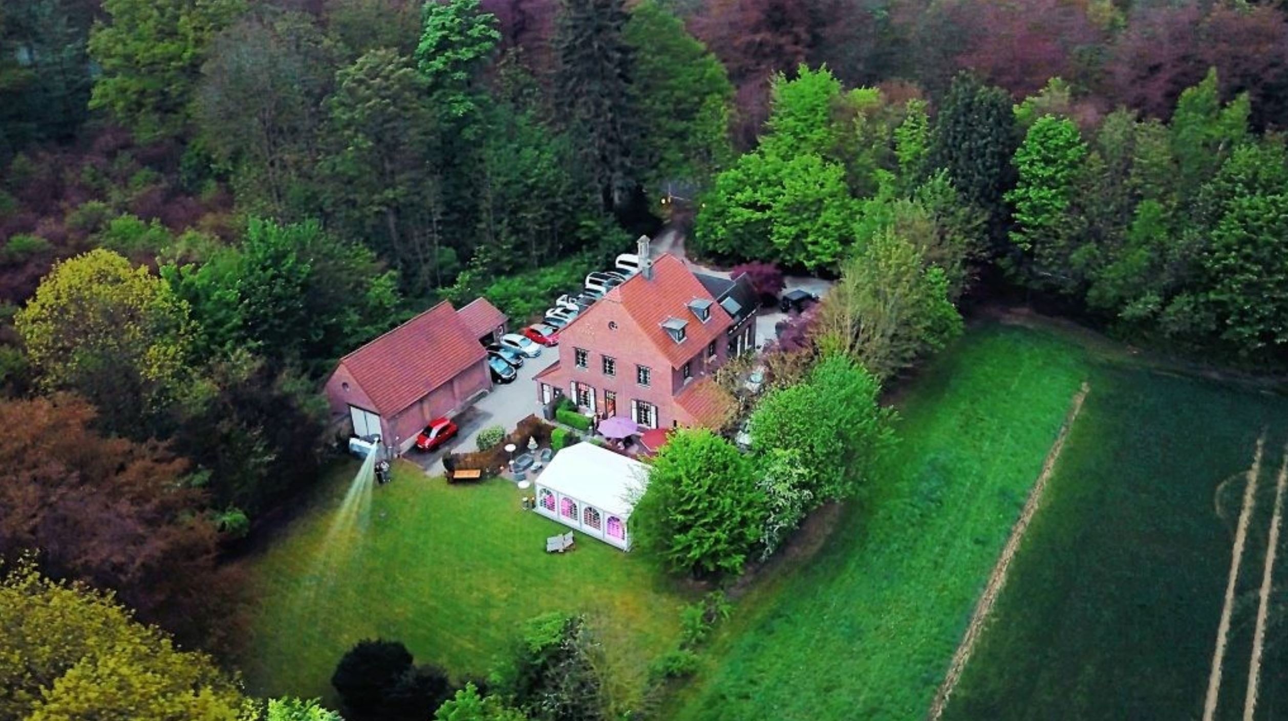 Le Pavillon
