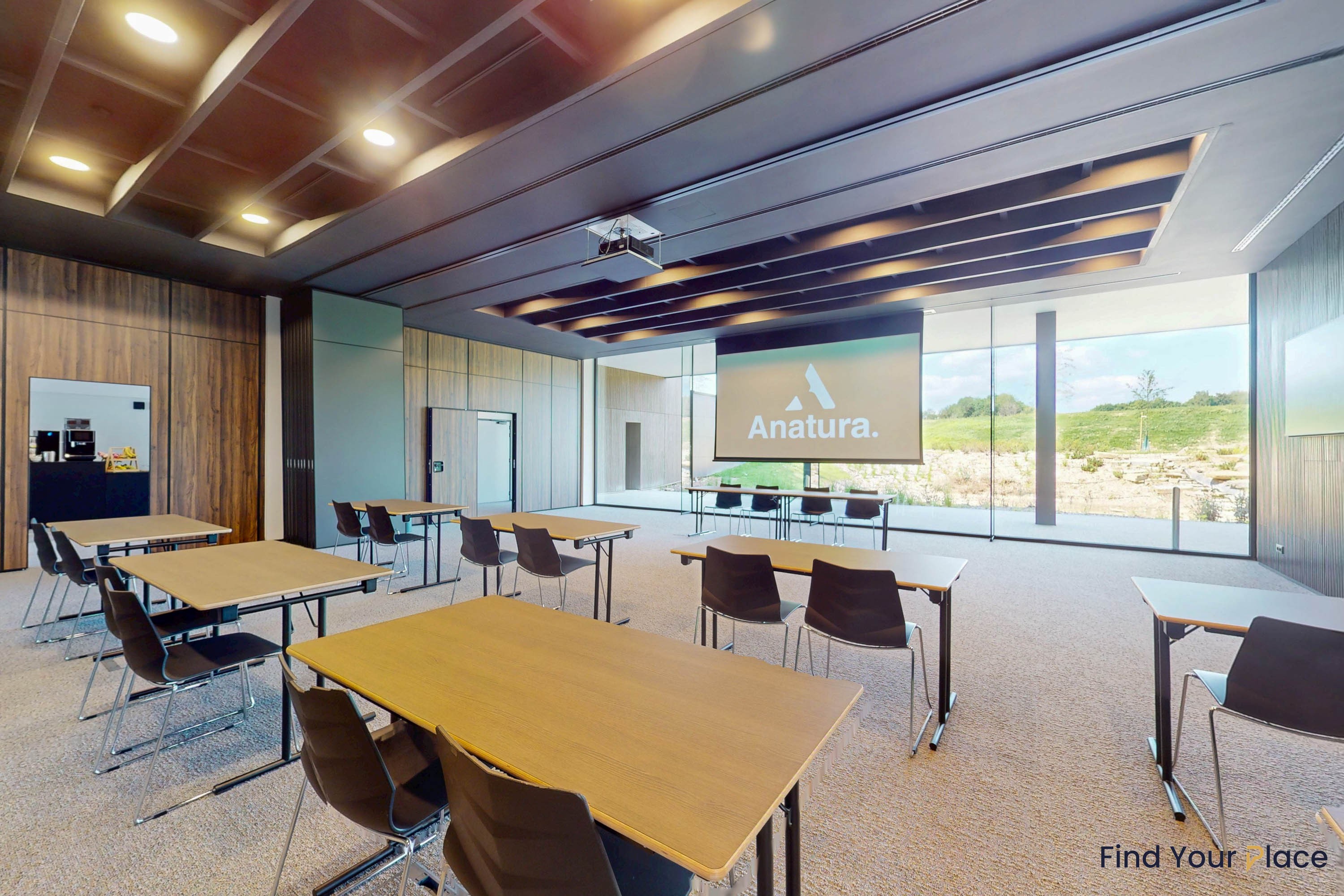 1 salle de séminaire