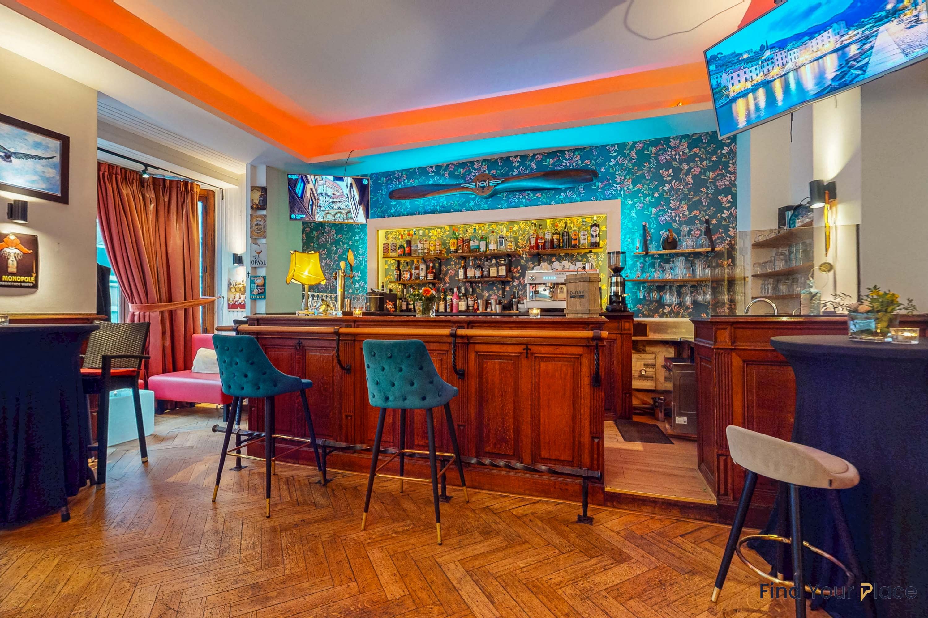 Urban Bistro